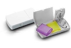 Art. FS 2003 Portapillole con taglierina e 2 box